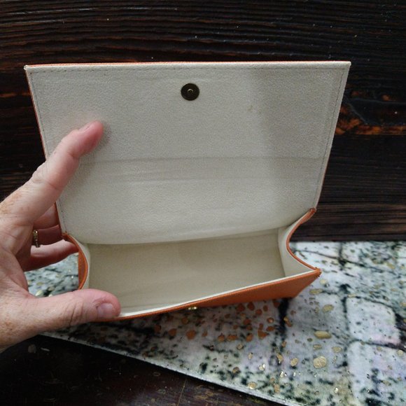 Tory Burch Sunglass Holder - Picture 2 of 8